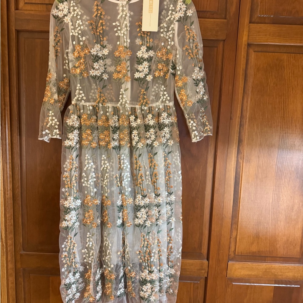 Metisu Floral Embroidered Sheer Dress size S/M